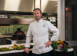 Dal risotto alla pizza: Carlo Cracco porta i suoi cavalli di battaglia al Corinthia a Roma