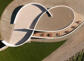 Nuova cantina Moncalisse: architettura, sostenibilità ed enoturismo nel cuore del Trentodoc