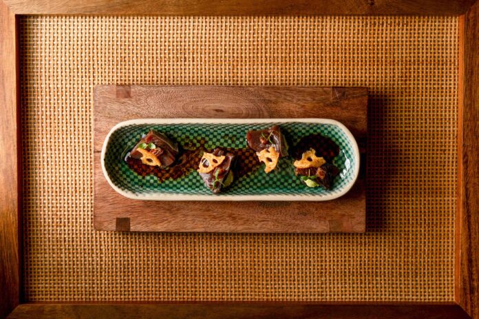 Azotea_Tiradito_Yayoi_03_26_5420661;2_View