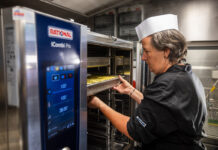 Rational, 50 anni di forno combinato: cinque storie raccontano l’evoluzione delle cucine professionali
