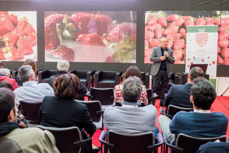 Simposio internazionale della fragola