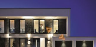 EuropaPromotion Hörmann, Michael Schumacher presenta porte e portoni