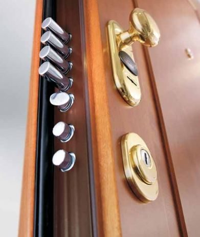 Non una porta blindata ma un vero e proprio sistema antiscasso