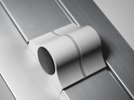 Versatili nuove cerniere a frizione per bilici di grandi dimensioni