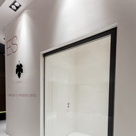 Giù i limiti. Nuove finestre scorrevoli con anta a scomparsa