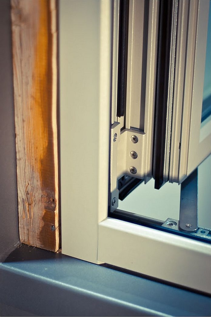 serie 67IW Aluk smussata per ristrutturazione