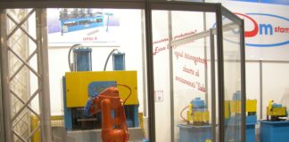 L’innovativo “trancia e avanza” di OPM Stampi: CN Sprint Cut 800 in opera