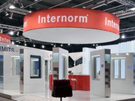 Internorm punta su legno/alluminio e PVC. Spazio pure ai portoncini
