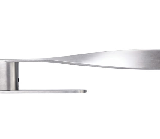 Dal “Red Dot Award” al “Premio Compasso d’Oro” per la maniglia Elica