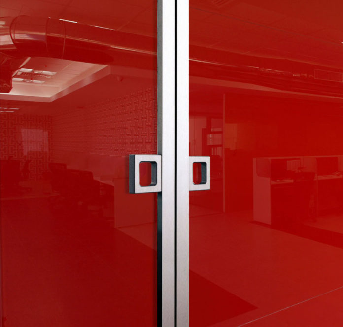 SGG Planilaque Stadip_porte_rouge B