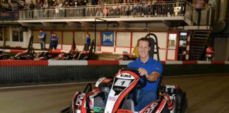 Partner Hörmann sfidano in una corsa sui kart Michael Schumacher