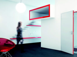 Presentata evoluzione al cubo della porta blindata. Ora completamente personalizzabile