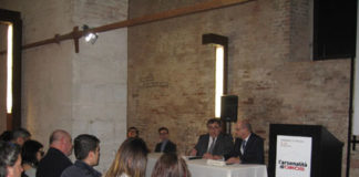 Oikos apre le porte ed avvia il progetto “Giornata di lavoro in azienda. Scuola 2014”