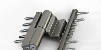 Porte in PVC e alluminio: una semisfera per bloccarne il fisiologico “calo dell’anta”