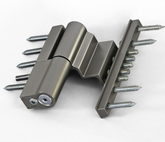 Porte in PVC e alluminio: una semisfera per bloccarne il fisiologico “calo dell’anta”