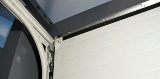 Nuovo sistema di scorrimento a molle di trazione per portoni residenziali Breda