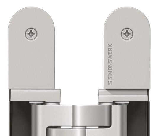 Nuove cerniere a scomparsa in variante Energy (12-24 V) per porte senza battuta