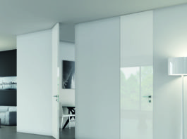 Nuova soluzione di porta complanare/filomuro per tutti gli spessori