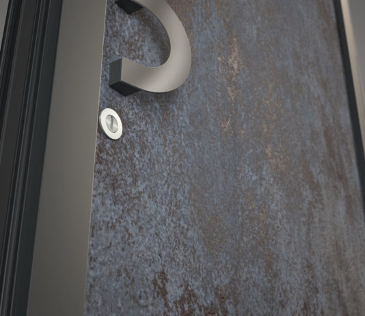 Portoncini in alluminio, nuovi allestimenti, nuovo design in… Vetro o Ceramica