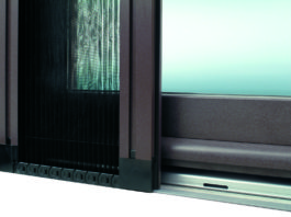 In verticale o in orizzontale, sbarrate le finestre contro le zanzare