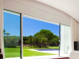 Di minimale solo il design. Sistema scorrevole in alluminio a “tutt’altezza”