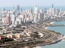 Porte legno. Importate commessa a Kuwait City per Giardina Finishing e Maurimacchine