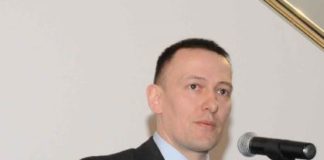 Finestre da tetto fuori standard: una “filosofia”, una sfida, una risorsa, un vantaggio