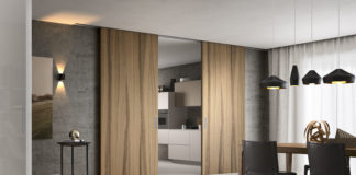 La bellezza autentica della materia. Nuovo pannello in legno per porta scorrevole