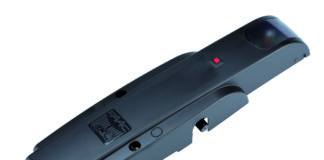 Porte da garage basculanti o sezionali: sei modelli di attuatori per l’automazione