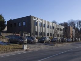 Da magazzino ad uffici ed una facciata ventilata per rimarcarne il cambiamento d’uso