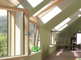 Nuova ed originale finestra ad angolo per mansarda in tre diverse varianti