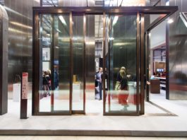 Per la progettazione di lunghi nastri di vetrate con snelli profili anche in corten