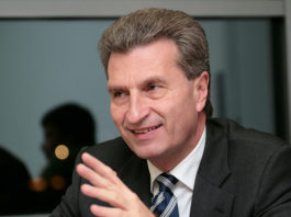 Mercato unico digitale. Commissione europea apre doppia consultazione pubblica