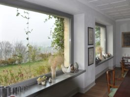 Eco finestra in legno sia per architetture di stile classico sia di gusto contemporaneo