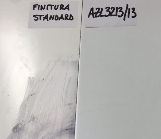 Nuova finitura antigraffiti bicomponente bianca all’acqua per legno