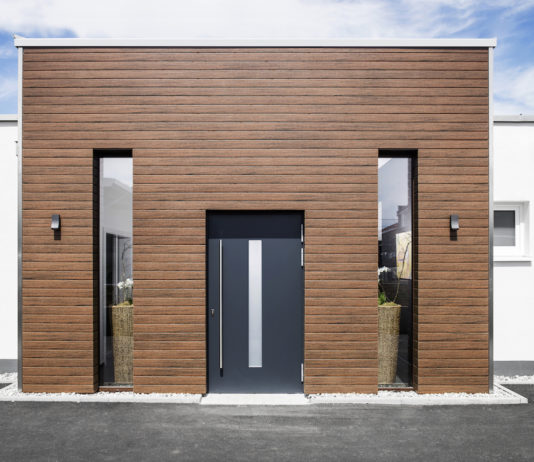 Nuova linea di doghe in composito WPC per facciate continue ventilate “effetto legno”