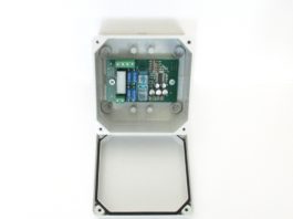 Centralina elettronica per abbinamento attuatori WiCloud® su vasistas di grandi dimensioni