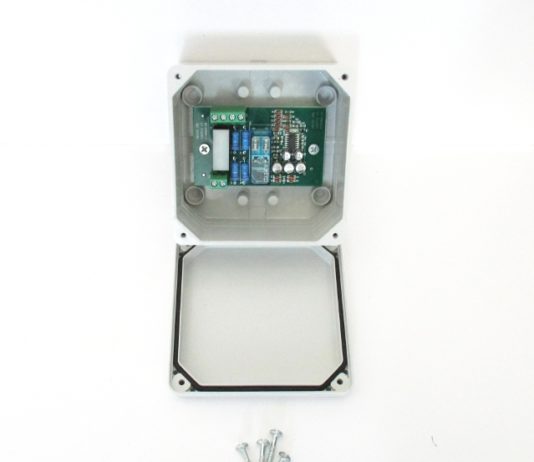 Centralina elettronica per abbinamento attuatori WiCloud® su vasistas di grandi dimensioni