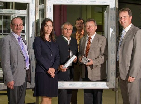 Gruppo Haas cede divisione componenti (finestre, porte, schermature) ad Adcuram