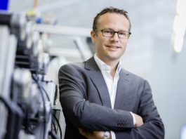 Cambio nel management corporate di GEZE. Marc Alber succede a papà Hermann
