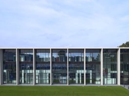 Hörmann inaugura nuovo Forum: centro formazione e punto d’incontro per collaboratori