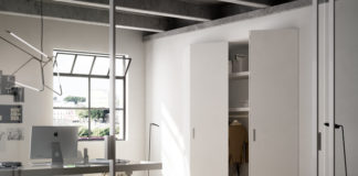 Versatile soluzione filomuro per chiudere con stile ed efficacia ogni spazio della casa