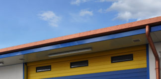 Nuovo portone sezionale: prestazioni elevate unite ad estrema resistenza e robustezza