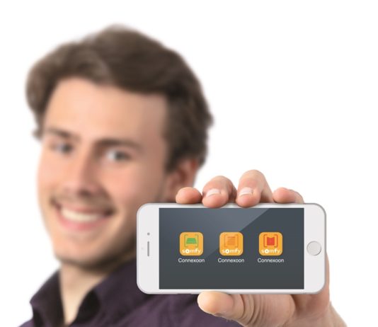 Terrace, Window, Access : 3 App per gestire da smartphone le automazione di casa