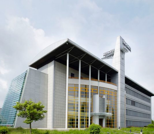 La divisione PVC di Schüco International diventa Schüco Polymer Technologies KG
