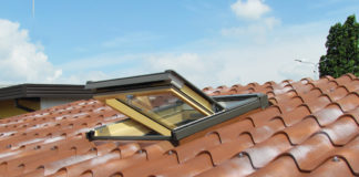 Pannello isolante con finestra: innovativa soluzione ready to use per isolamento tetto