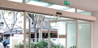 Coniuga controllo accessi e risparmio energetico. Ingresso automatico per centri commerciali