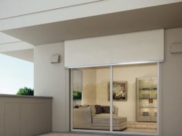 Contenitore rasosoffitto per incassare tende, oscuranti e teli a rullo motorizzati e non