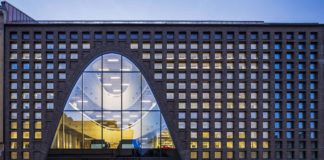 Vetro a controllo solare e software applicativo per la scelta secondo Pilkington