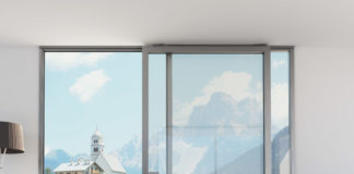 Le elevate performance di una finestra con la bellezza ed il comfort di uno scorrevole